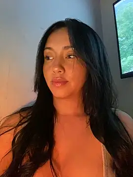 sweet kitty0110 online show from January 31, 2025, 5:09 am