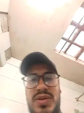 Snapshot of Nicky_smith__ chatting on November 6, 2025, 8:43 pm Nicky smith online show from November 6, 2025, 8:43 pm