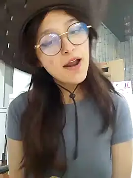 Snapshot of AddisonMars chatting on December 15, 2024, 7:46 am AddisonMars online show from December 15, 2024, 7:46 am