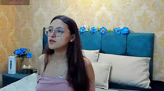 Snapshot of AddisonMars chatting on December 20, 2024, 3:36 am AddisonMars online show from December 20, 2024, 3:36 am