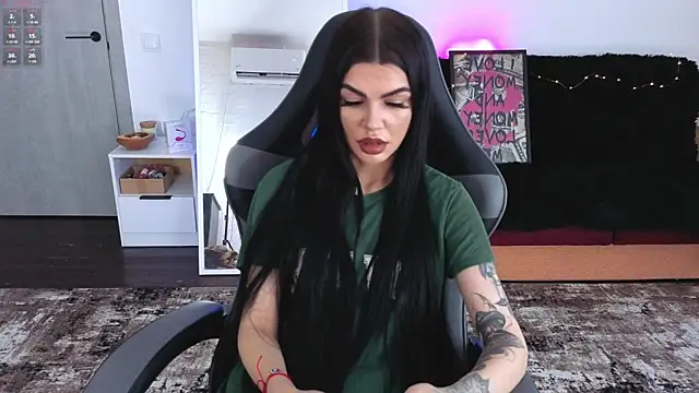 Tiffany lab online show from February 1, 2026, 12:59 pm