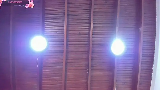 valtira nova online show from October 2, 2025, 6:59 pm