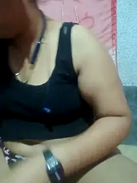 Super-Couple online show from November 19, 2025, 8:58 am