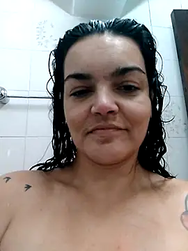 Snapshot of escritorasafada chatting on February 21, 2025, 4:05 pm escritorasafada online show from February 21, 2025, 4:05 pm