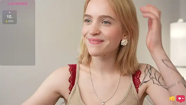 lolly pie online show from December 25, 2024, 7:02 pm