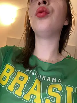 lolippp666 online show from March 18, 2026, 9:51 pm