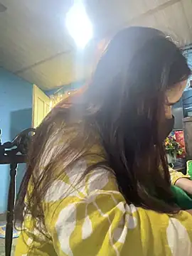 Black Glow online show from February 11, 2025, 7:54 am