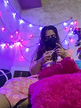 Black Glow online show from September 11, 2025, 6:08 pm