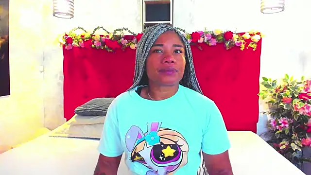SilvannaFit online show from June 14, 2026, 9:22 am