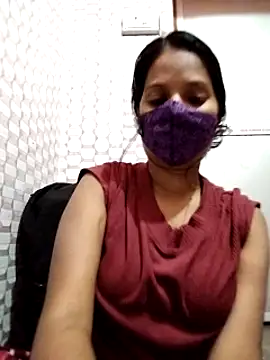 Snapshot of Shivani_Tivari chatting on February 16, 2025, 6:32 pm Shivani Tivari online show from February 16, 2025, 6:32 pm
