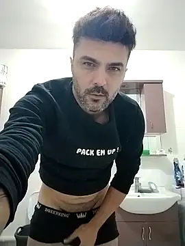 Snapshot of hot_man_eray chatting on October 19, 2025, 8:31 pm hot man eray online show from October 19, 2025, 8:31 pm