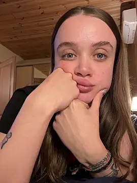 SofiaWaze online show from March 16, 2025, 9:05 pm