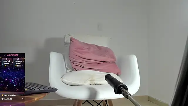 ariana nix online show from December 6, 2024, 11:47 pm