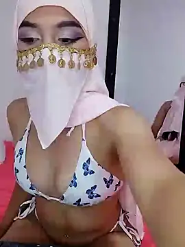 Aaliyah Salma online show from February 3, 2025, 10:54 pm