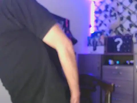 Snapshot of MarceloMilk chatting on November 11, 2025, 5:07 am MarceloMilk online show from November 11, 2025, 5:07 am