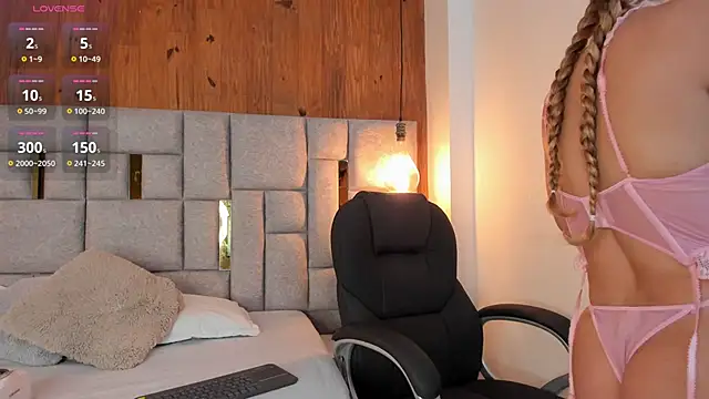 Saori newman online show from October 2, 2025, 11:28 am