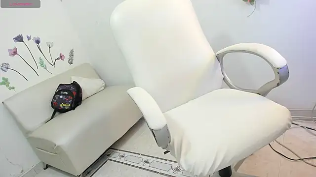 ariana crazzy online show from December 17, 2024, 6:09 pm