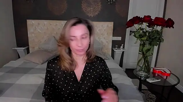 Snapshot of AllisonWilliams chatting on February 19, 2026, 3:41 pm AllisonWilliams online show from February 19, 2026, 3:41 pm