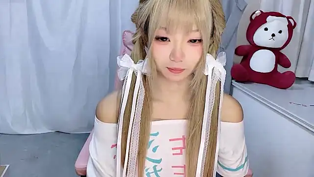 Snapshot of Z-long chatting on November 24, 2025, 10:59 am Z-long online show from November 24, 2025, 10:59 am