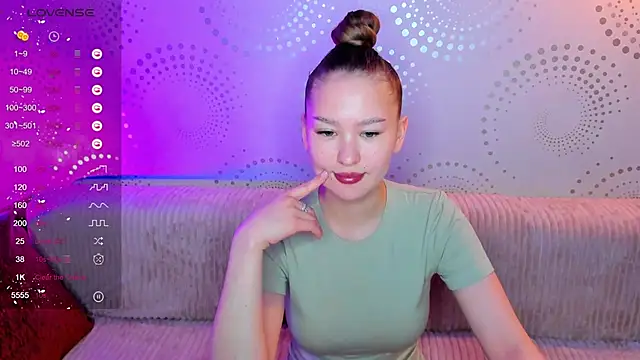 skinny sissss online show from March 20, 2026, 7:52 pm