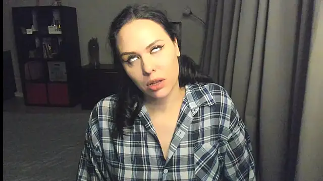Snapshot of MollyCheiz chatting on January 17, 2025, 8:22 pm MollyCheiz online show from January 17, 2025, 8:22 pm