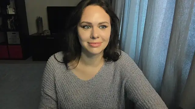 Snapshot of MollyCheiz chatting on October 25, 2025, 10:45 am MollyCheiz online show from October 25, 2025, 10:45 am