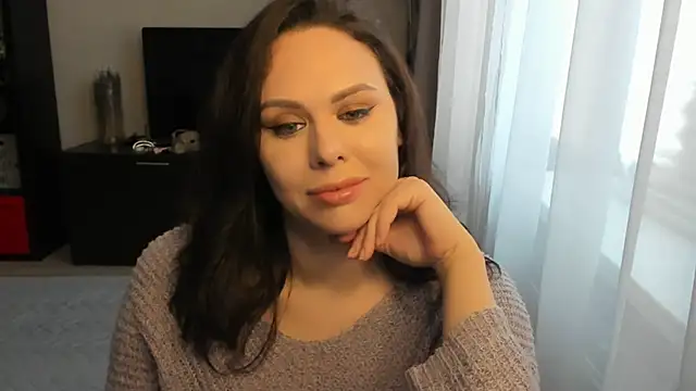 Snapshot of MollyCheiz chatting on November 3, 2025, 10:05 am MollyCheiz online show from November 3, 2025, 10:05 am