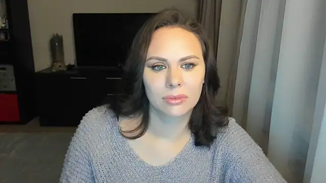 Snapshot of MollyCheiz chatting on November 5, 2025, 6:08 pm MollyCheiz online show from November 5, 2025, 6:08 pm