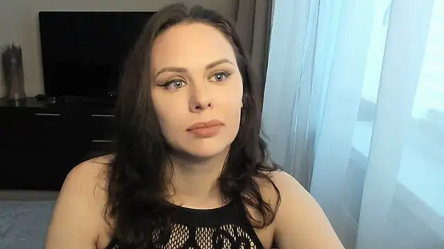 Snapshot of MollyCheiz chatting on November 23, 2025, 11:54 am MollyCheiz online show from November 23, 2025, 11:54 am