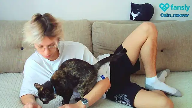 Ostin meow online show from March 12, 2025, 6:29 am