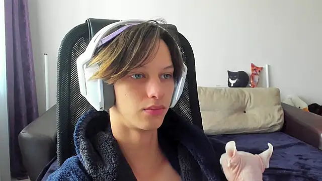 Ostin meow online show from October 29, 2025, 7:21 am