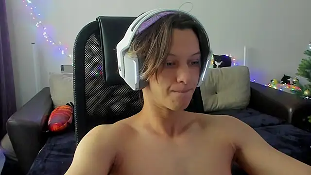 Ostin meow online show from December 1, 2025, 5:34 am