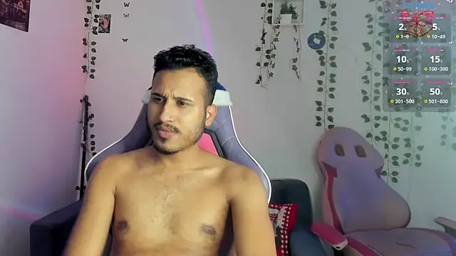 Snapshot of Raf_brunette chatting on December 6, 2024, 11:25 pm Raf brunette online show from December 6, 2024, 11:25 pm