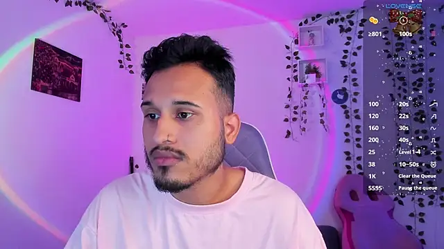 Snapshot of Raf_brunette chatting on December 19, 2024, 1:18 pm Raf brunette online show from December 19, 2024, 1:18 pm