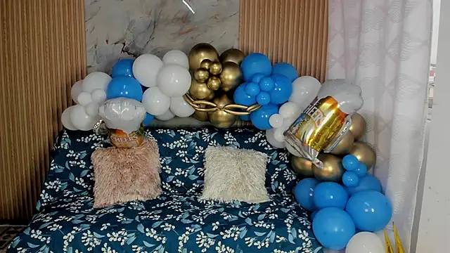 Any topless online show from October 11, 2025, 10:58 am