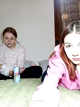 Snapshot of ella_grays chatting on October 18, 2025, 6:41 pm ella grays online show from October 18, 2025, 6:41 pm