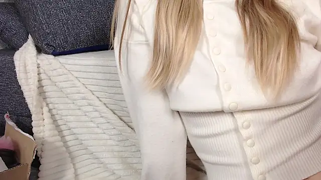 sofiaa here online show from April 7, 2026, 12:11 am