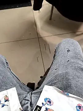 Snapshot of faaseel chatting on February 14, 2025, 7:28 am faaseel online show from February 14, 2025, 7:28 am