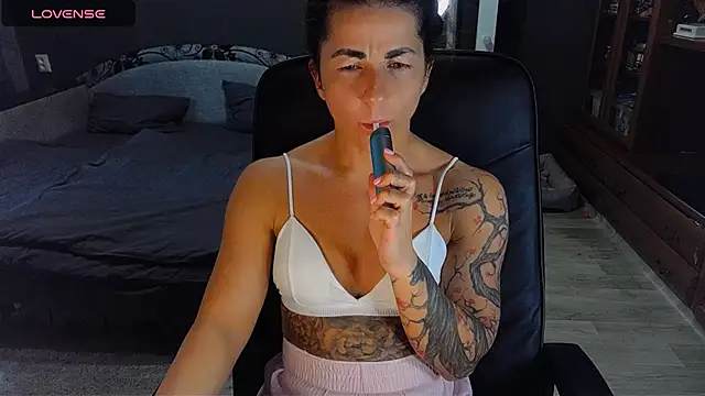 Aria Dl online show from October 7, 2025, 11:18 am