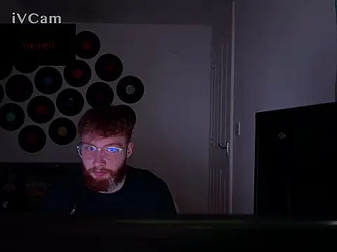 PrettyGinger online show from November 3, 2025, 8:21 pm