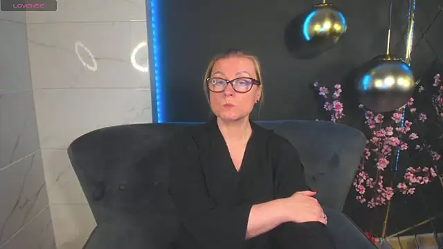 Snapshot of AlexandraKind chatting on January 13, 2025, 1:56 am AlexandraKind online show from January 13, 2025, 1:56 am
