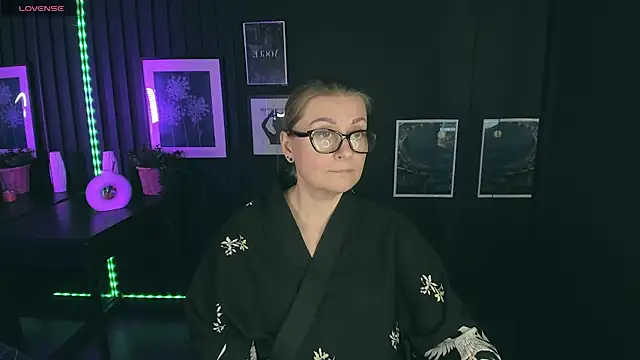 Snapshot of AlexandraKind chatting on February 28, 2025, 4:53 pm AlexandraKind online show from February 28, 2025, 4:53 pm