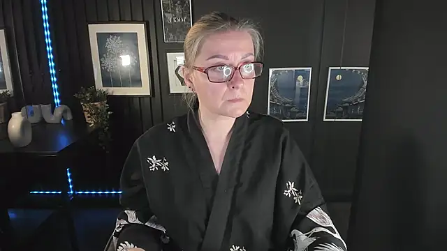 Snapshot of AlexandraKind chatting on September 23, 2025, 1:58 pm AlexandraKind online show from September 23, 2025, 1:58 pm