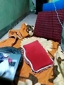 Snapshot of LOOLOOO123123 chatting on February 11, 2026, 2:00 pm LOOLOOO123123 online show from February 11, 2026, 2:00 pm