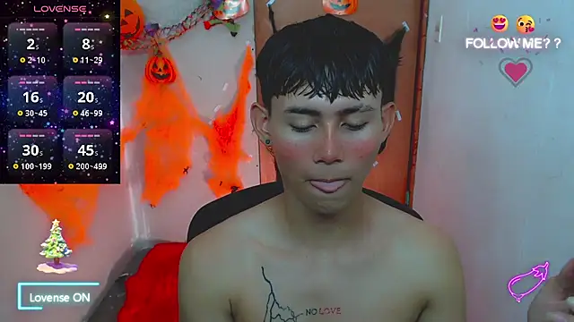 Snapshot of tanjiro_cute chatting on November 12, 2025, 7:20 am tanjiro cute online show from November 12, 2025, 7:20 am