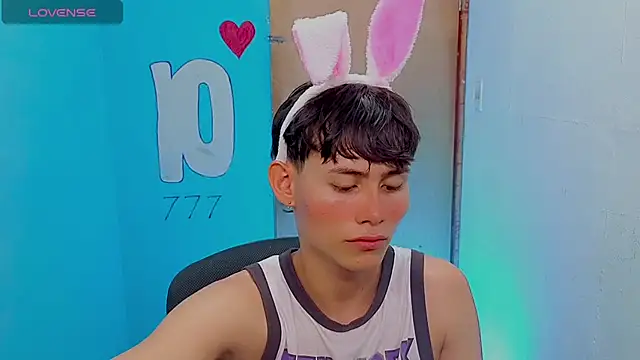 tanjiro cute online show from May 16, 2026, 3:47 am