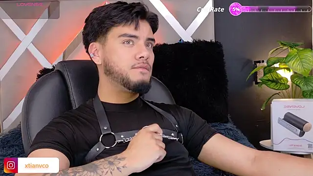 Tommidubois online show from December 19, 2025, 4:08 am