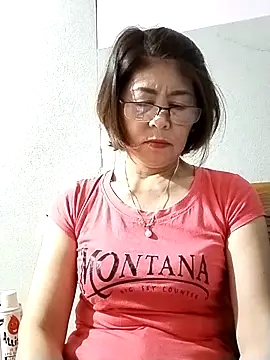 Snapshot of Baby-tits2024 chatting on October 28, 2025, 1:58 pm Baby-tits2024 online show from October 28, 2025, 1:58 pm