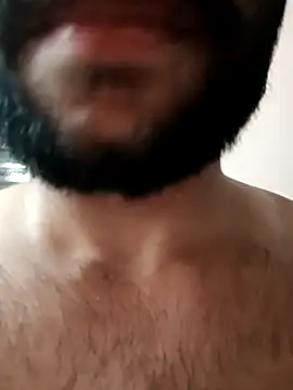 Vignesh3246 online show from January 7, 2026, 4:31 pm