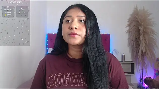 alinakiss online show from November 8, 2025, 5:40 am